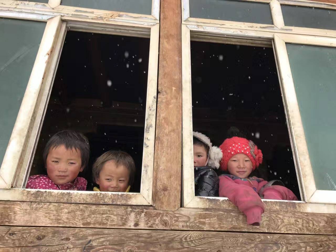 开云手机站官方版网站登录入口-开云(中国)公益回顾丨家国同欢月同圆 温暖满载甘孜州(图9)