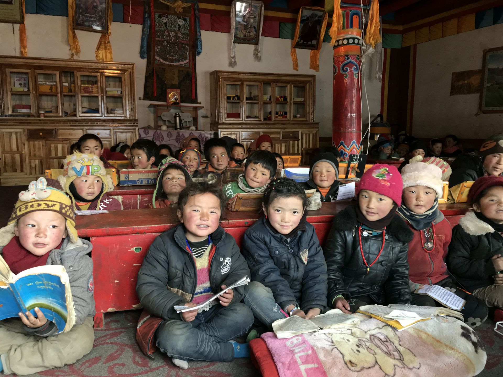 开云手机站官方版网站登录入口-开云(中国)公益回顾丨家国同欢月同圆 温暖满载甘孜州(图11)